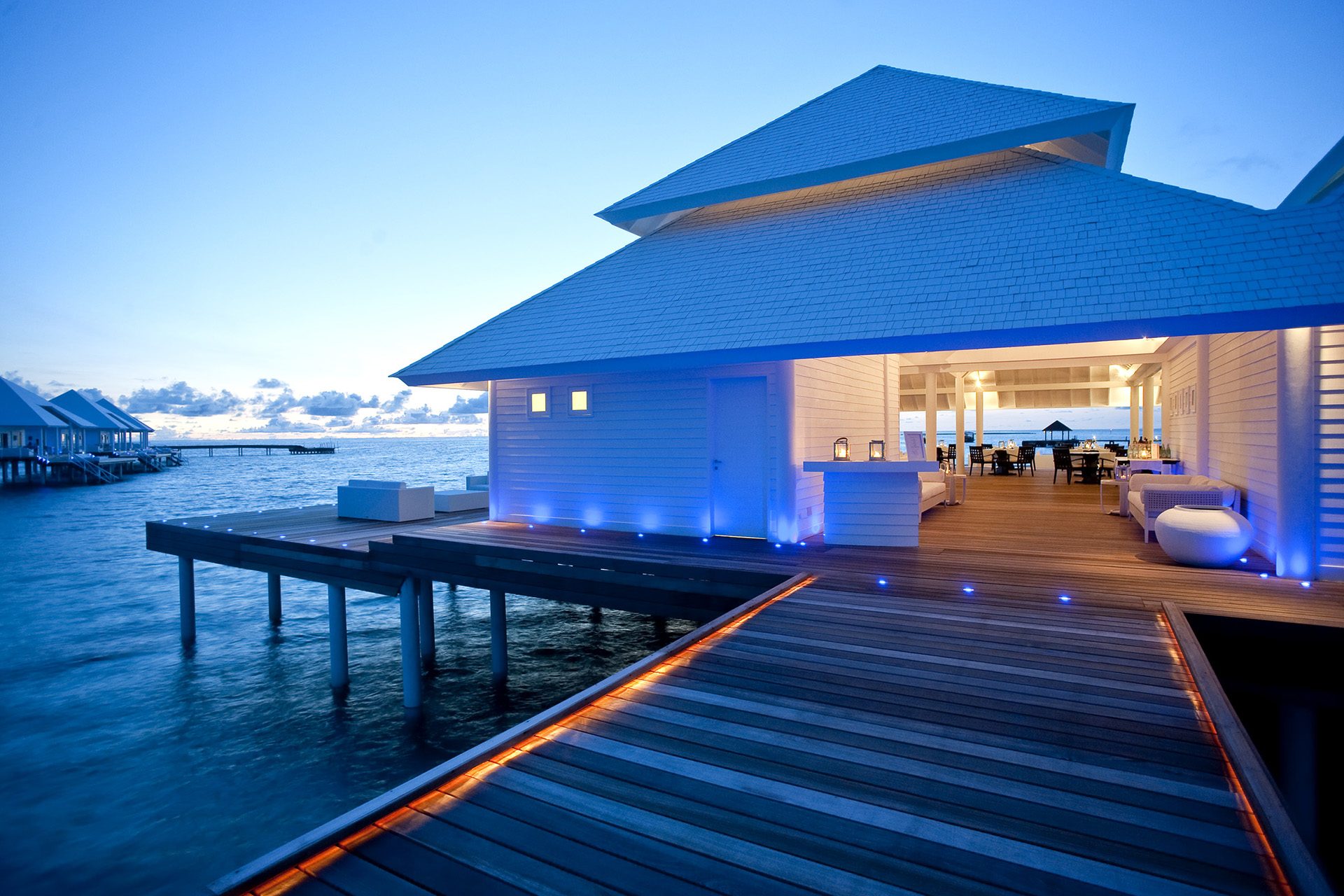 Diamonds Thudufushi