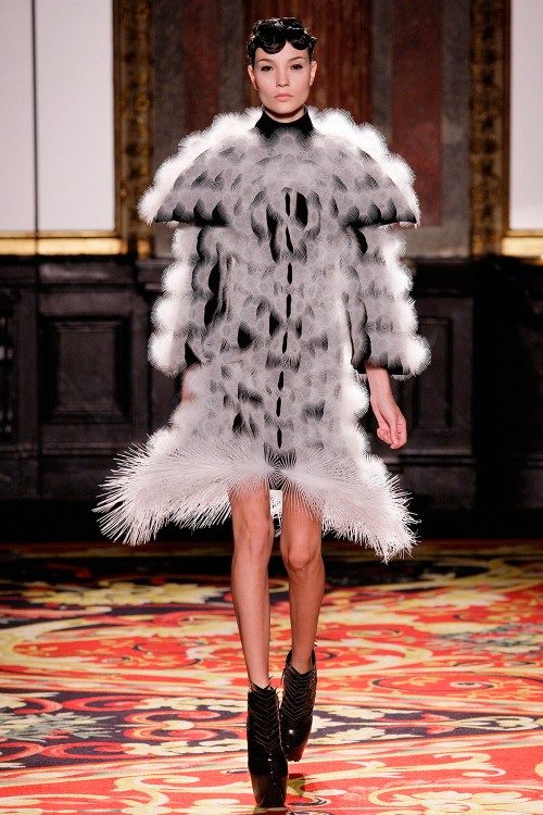 Dress Voltage Haute Couture Iris Van Herpen 2013 Paris c M Zoeter x Iris van Herpen 500 750 90