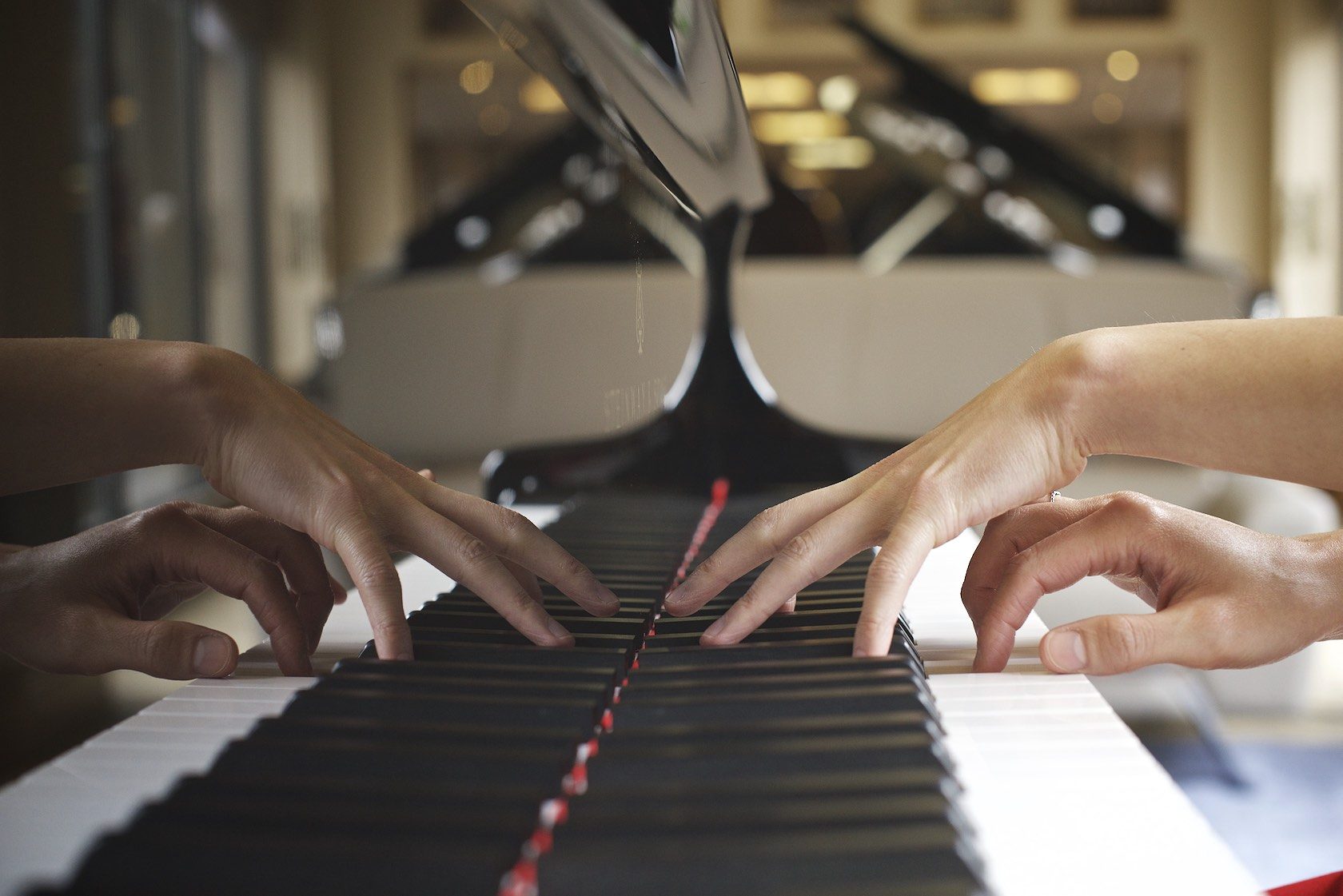 Aisa ljiri, Steinway Artist, playing piano. Photo: Lugermad