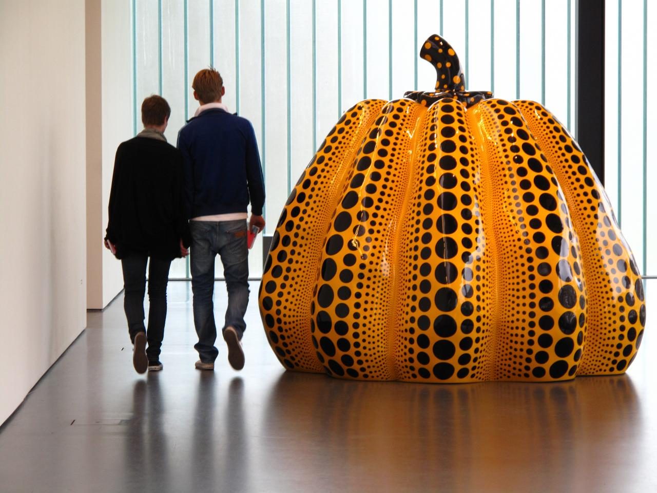 SculptureYayoiKusamaPumpkin