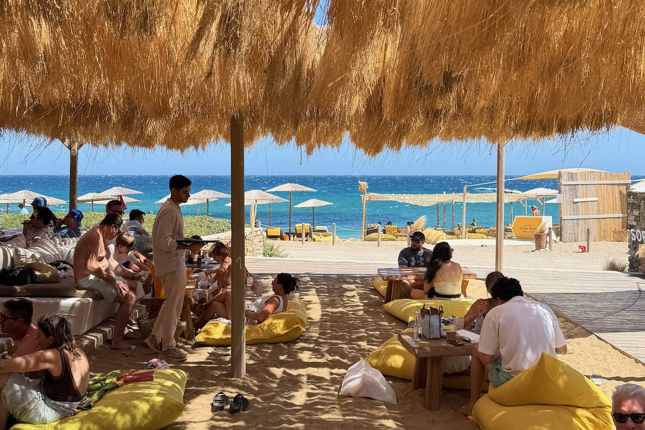 Soros Beach Club