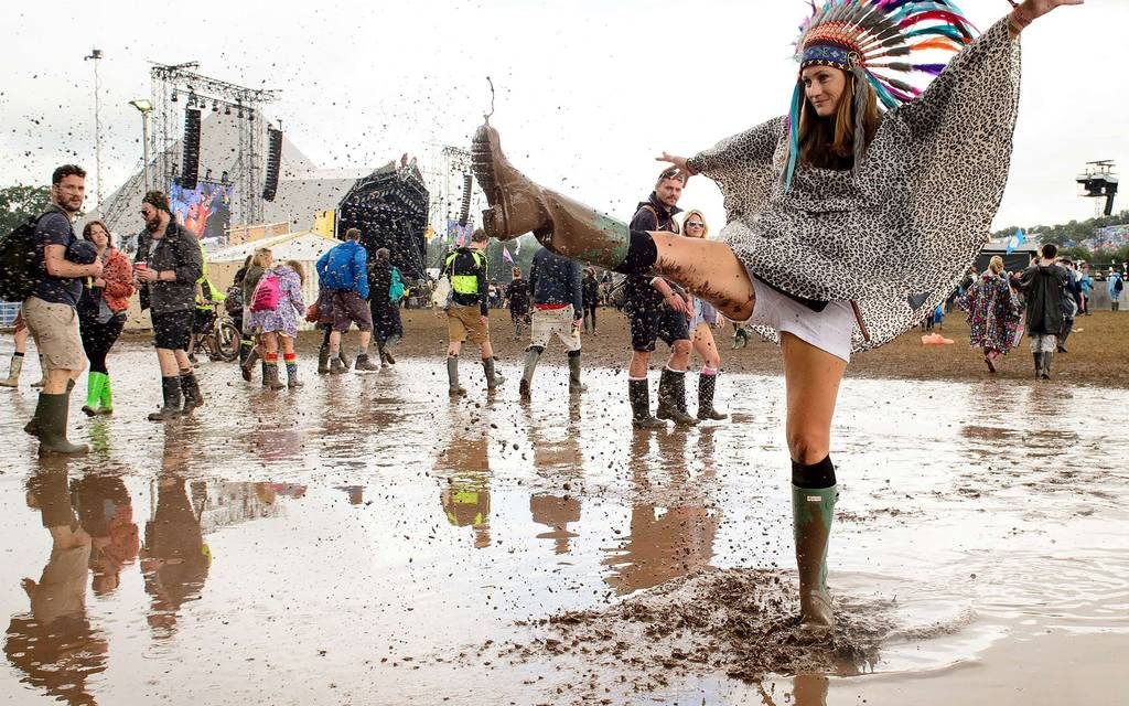 This is how someone dresses for Glastonbury 2015
